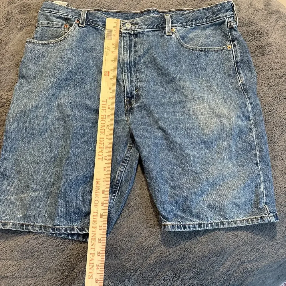 Levi's Men's 505 Regular Fit Denim Shorts Light Wash Summer Casual Size 42 - Picture 4 of 8